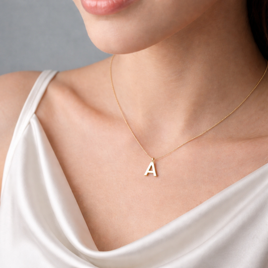 Hermias 14K Altın Harf Pırlanta Kolye